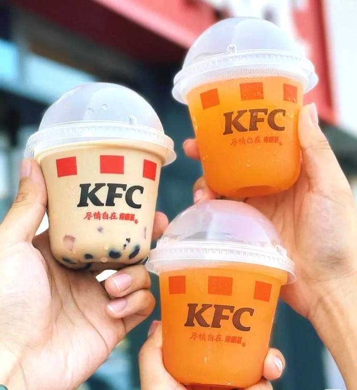 有关于Mini杯奶茶的走红，是一场消费者与品牌的“合谋”的信息(10)