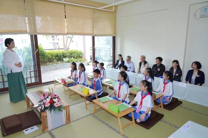 有关于中华小茶人培训基地落户深圳市坂田爱爱学校的资讯(1)