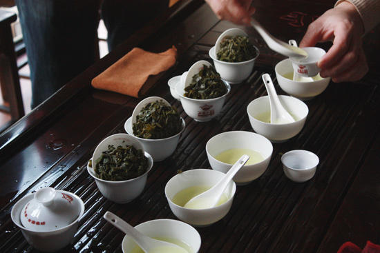 有关于民间高手品茶大赛于山国饮艺植物园店举行的资讯(5)