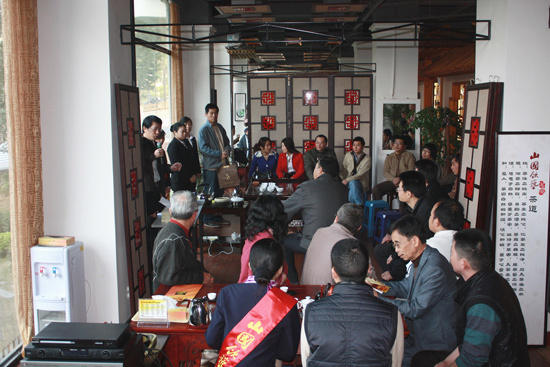 关于民间高手品茶大赛于山国饮艺植物园店举行的资讯(9)