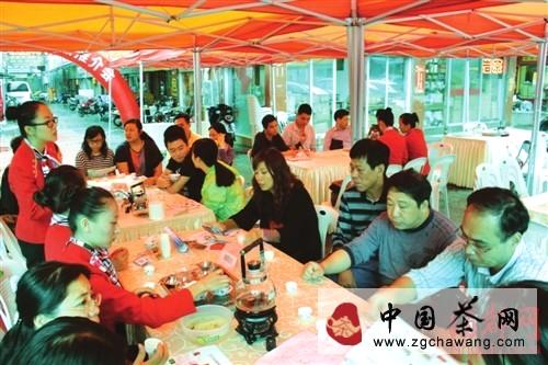 有关于海都茶友用味蕾饮遍全国的热门新闻(2)