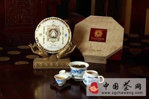 关于想和王力可一起探秘曼松贡茶山 现在报名！的热门资讯(1)