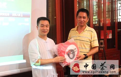 关于九峰茗茶与新浪福建茶频道联合主办“一冠难求”芒种微茶会的最新消息(11)