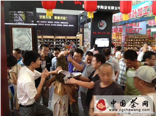 有关于哈尔滨茶博会：东北大汉的安化黑茶缘的热门新闻