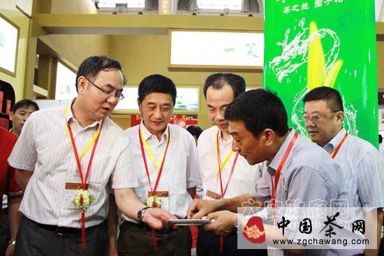 关于第十三届六安瓜片茶文化节在京开幕的资讯(4)