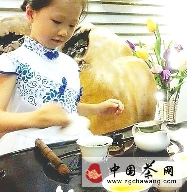 有关于武夷学院附属幼儿园开启小茶人成长之旅的热门消息