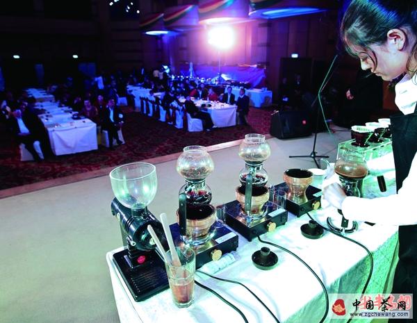 关于普洱市成功举办“妙曼普洱之夜”活动的热门资讯