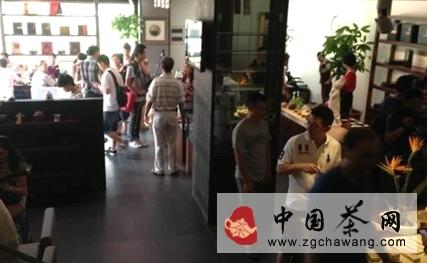 有关于“大红袍之父”陈德华来厦说岩茶的热门信息(1)