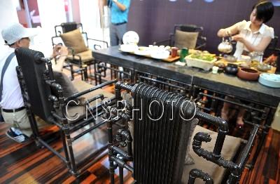 关于钢管茶桌、茶椅亮相首届河北茶博会的热门资讯
