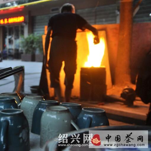 关于今日茗人：钟堰寺慈善老年施茶会的热门消息(1)