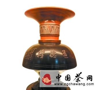 有关于钦州坭兴陶市价仅为宜兴陶十分之一的信息