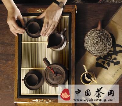 关于南方茶商还原茶案上的生意经的最新信息(1)