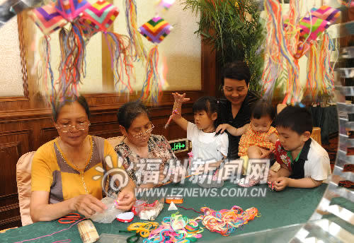 关于福州端午独特习俗不少　贴午时书制午时茶扎彩粽的资讯