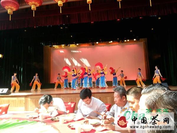 有关于梅州市2O13年嘉应茗茶质量评比大会暨梅州市茶叶协会换届大会于10月23曰举行的消息(3)