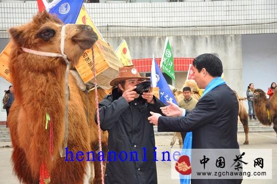 有关于信阳龙潭毛尖茶“重走茶叶之路”的新闻(1)