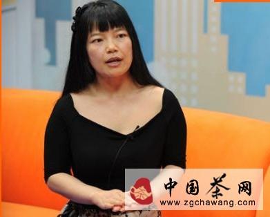 有关于专家：茶饮料多为添加中药材糖水的热门资讯