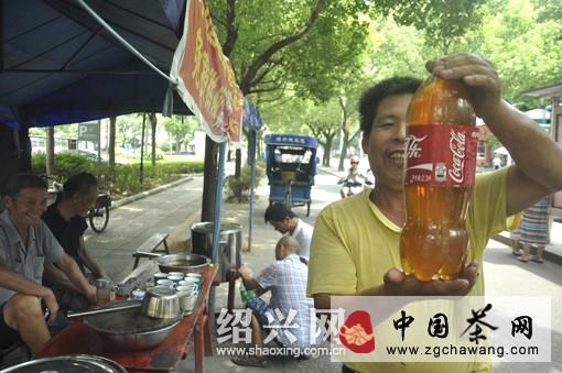 关于今日茗人：钟堰寺慈善老年施茶会的热门消息(4)