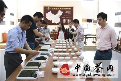 关于东莞第四届华南杯斗茶大赛及茶品鉴会今天开幕的资讯