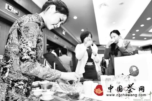 关于舒建新“墨韵普洱”画展11月亮相山东博物馆的热门新闻