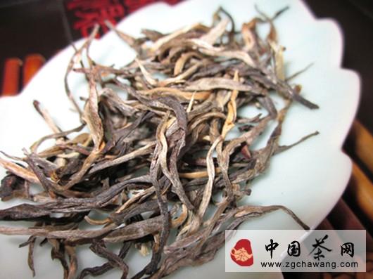 关于解读曼松贡茶8800元/套的价值的最新信息(1)