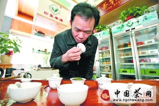 有关于制茶工艺大师解码铁观音香型的热门消息(2)
