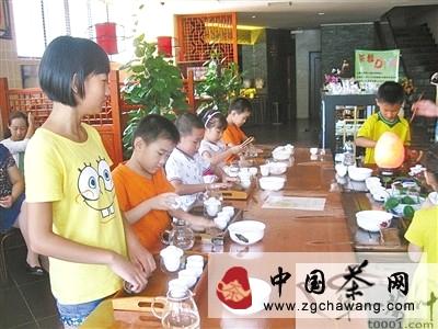 有关于新乡市沁园春茶艺馆首届少儿茶艺班结业的热门新闻