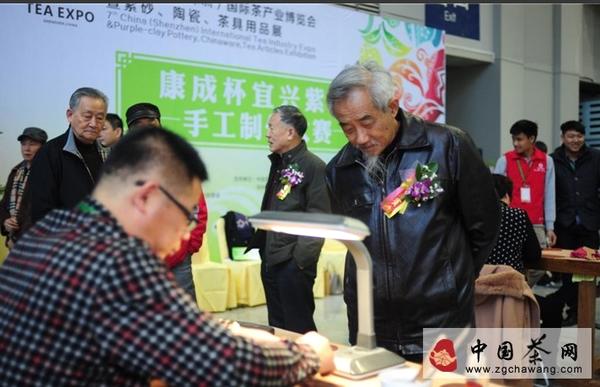 关于紫砂工艺师现场“比武”,观众可目睹全过程的热门新闻