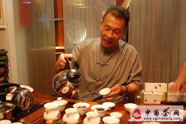 关于西北首家“琪明会馆”兰州开馆 茶友品茗至尊岩茶大红袍的最新信息(1)