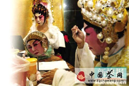 有关于广州百年粤剧茶楼纷纷改建现代餐厅的最新资讯(3)