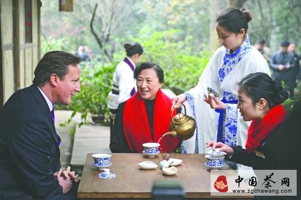 有关于卡梅伦在杜甫草堂品盖碗茶的最新消息