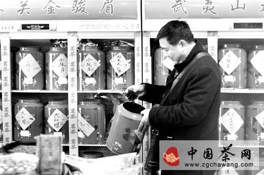关于图文:外地红茶成湖北茶市主角的热门资讯