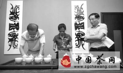 有关于明岩茶业和易安居摘得桂冠的最新信息(1)