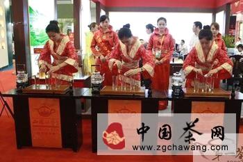 关于温暖和谐的大家庭产生凝聚力的热门资讯