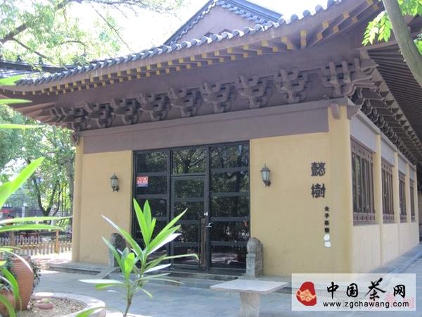 有关于南昌部分公园暗藏会员制茶馆的消息