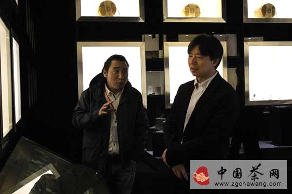 有关于与书法大家管峻共品茶禅一味的热门信息(3)