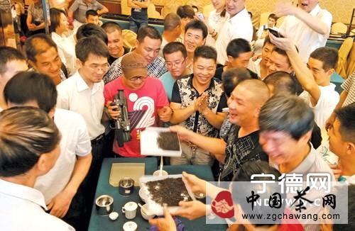 关于斗坦洋工夫茶 比品质赛创新(图)的热门信息