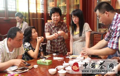 关于九峰茗茶与新浪福建茶频道联合主办“一冠难求”芒种微茶会的最新消息(5)