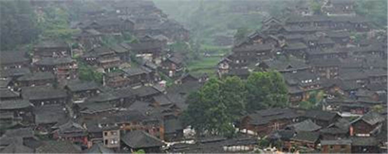 关于雷山县：西江苗寨12道拦门茶“醉”游客的信息