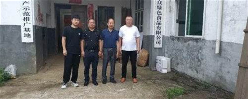 有关于平阳林瑞将：七旬老人走上电商路 茶园触“电”带富乡亲的消息