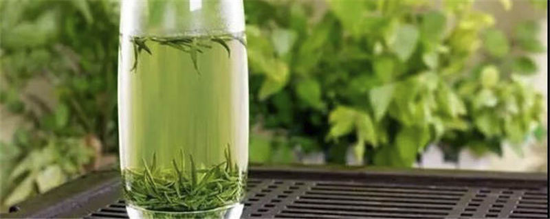 有关于信阳毛尖拟更名“中国国龙茅台集团”，财年亏损3.85亿的资讯