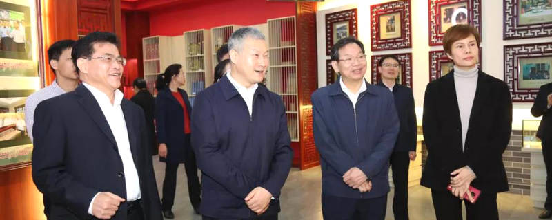 关于广西自治区副主席邹展业调研时要求：推进企业高质量发展，树立六堡茶产业典范的热门资讯