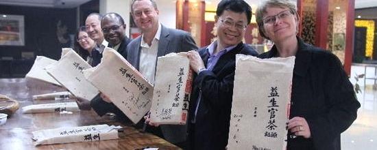 关于星巴克全球研发高级副总裁率团访问泾渭茯茶的最新资讯