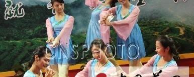 有关于“中国名茶”安溪铁观音茶艺亮相北京国际茶展的热门消息