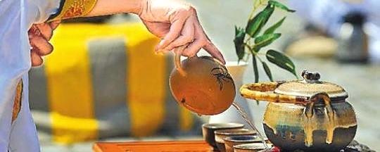 有关于减肥保健品打着“茶”名义并不是茶的新闻