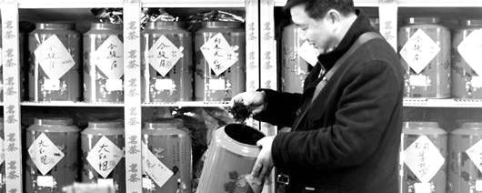 关于图文：外地红茶成湖北茶市主角的热门资讯