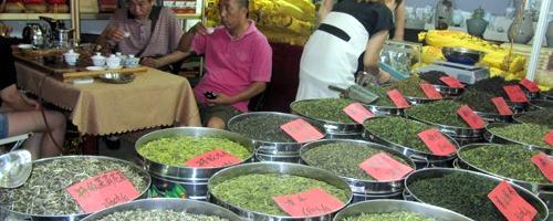 有关于茶博会：天价茶与精美壶的热门新闻