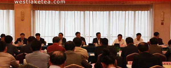 有关于湖南省茶叶生产座谈会在岳阳市南湖宾馆召开的消息