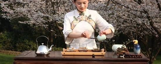 关于茶艺师许泽梅参选杭州“全国最美青工”的热门资讯