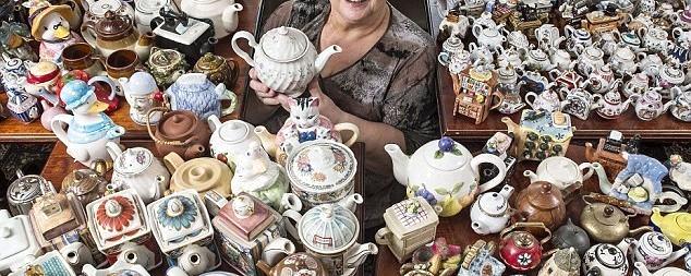 关于英国一茶餐厅老板收藏千余茶壶欲出售的消息