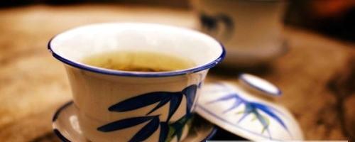 有关于老成都盖碗茶 让茶叶在沸水中苏醒的热门新闻